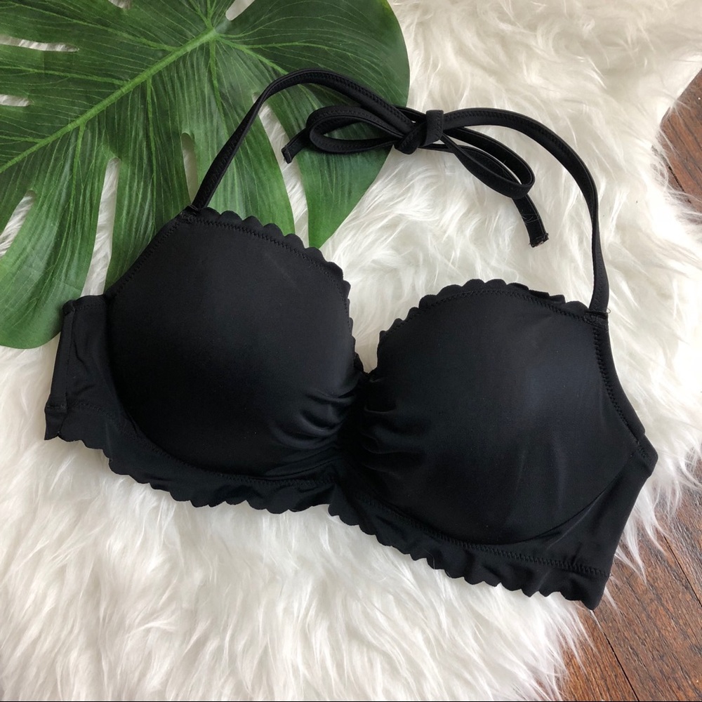 Moving sale! Victoria’s Secret The Getaway Bikini